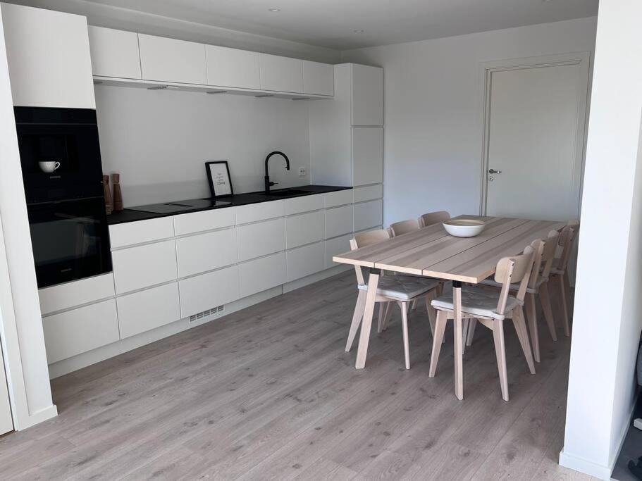 Floor Arossanden 5 A *