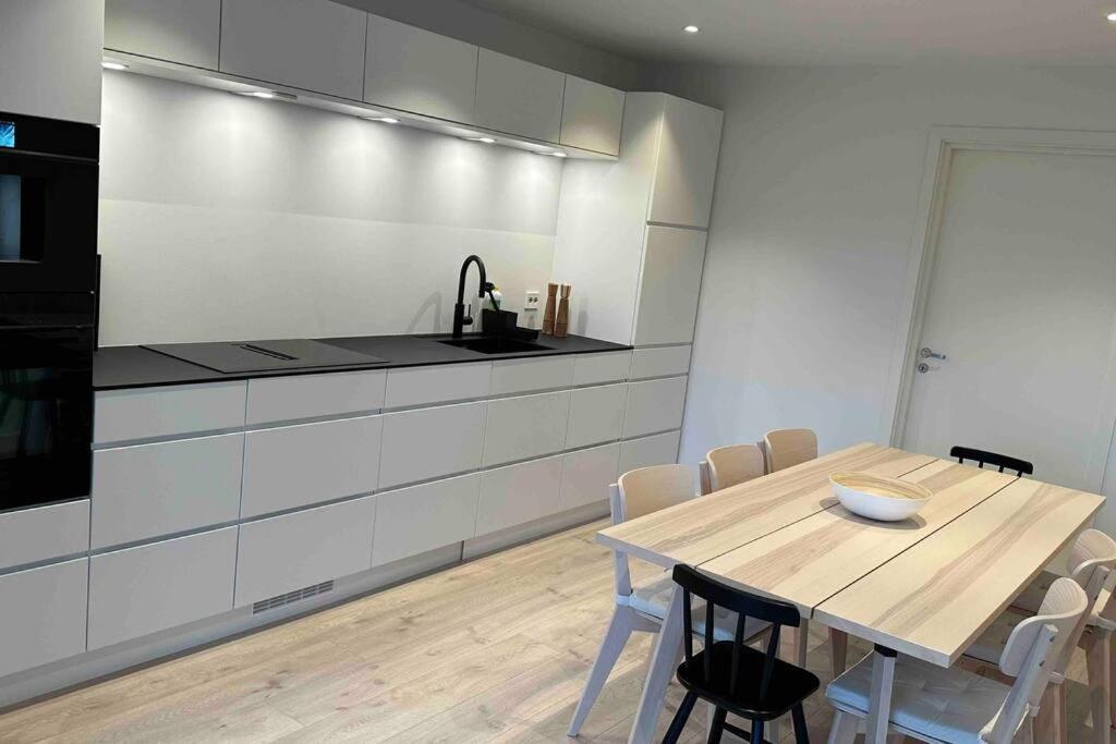 Floor Arossanden 5 A *